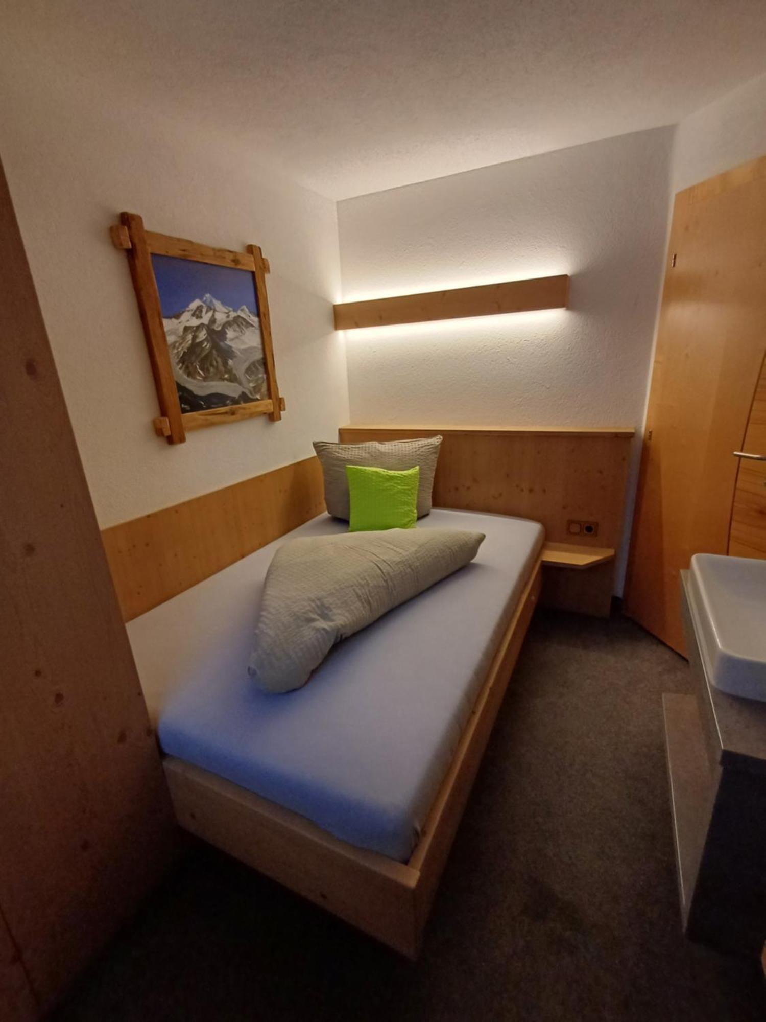 Haus Helene Prantl Apartment Langenfeld Luaran gambar